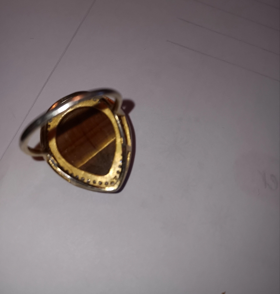 Elegant Gold Plated Teardrop shaped Tiger's eye ring size nine Sterling silver - Picture 4 of 6